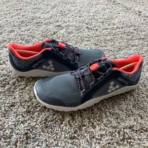 NIB Vivo Barefoot Primus Trail FT Graphite Running Shoes Sz. 38/7.5